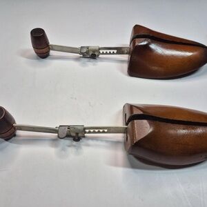 Vintage Set Of Solid Wood Cobbler Shoe Stretchers Adjustable Metal & Wood